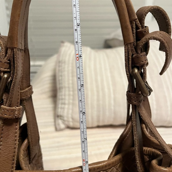 Valentina NWOT Woven Leather bag. There are no marks, stains or scratches - Picture 10 of 14